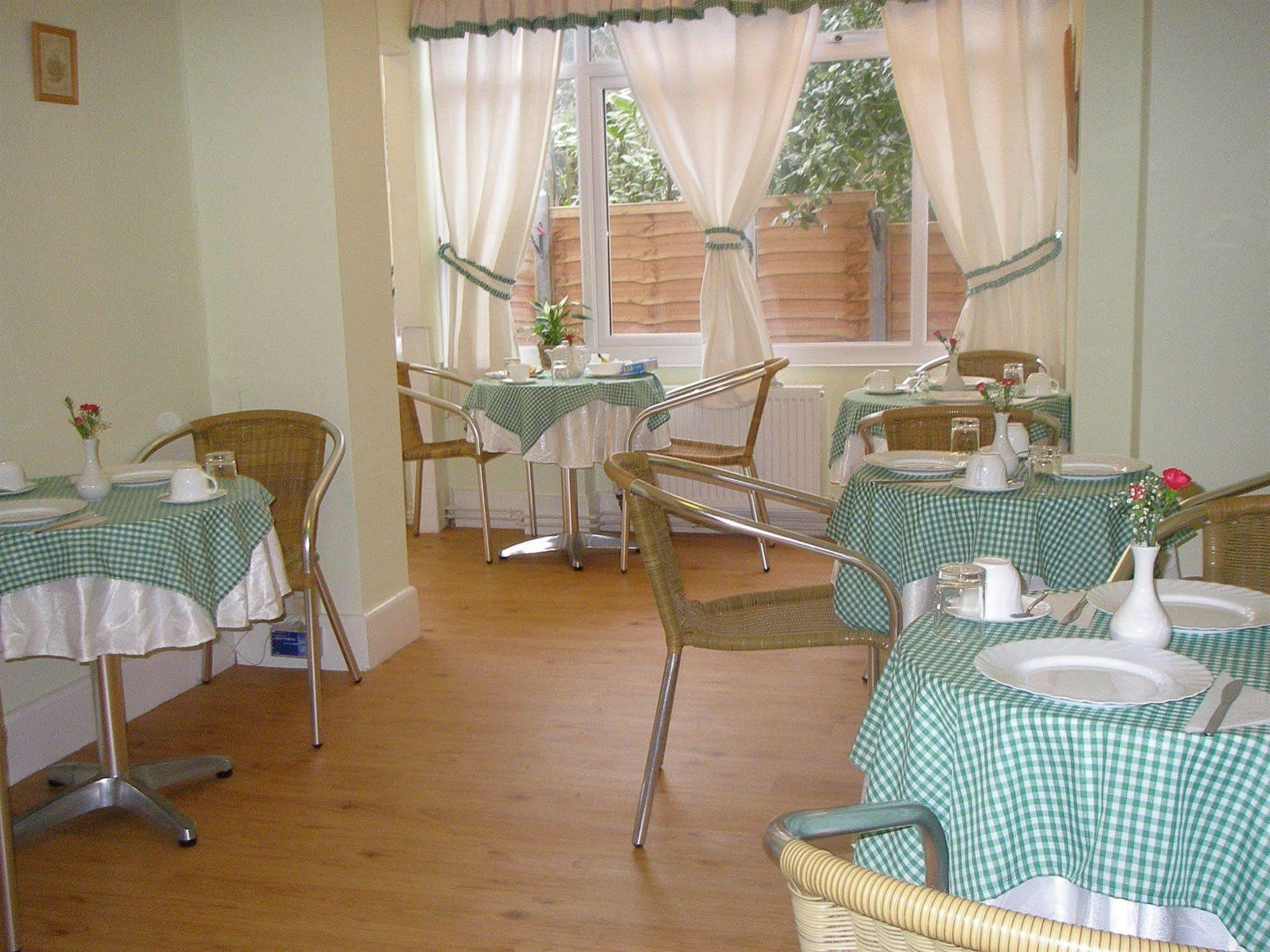 Ingledene Guest House Bournemouth Buitenkant foto